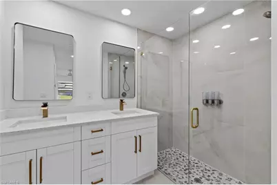 927 NE 32nd Ter, Cape Coral, FL 33909 - Photo 17