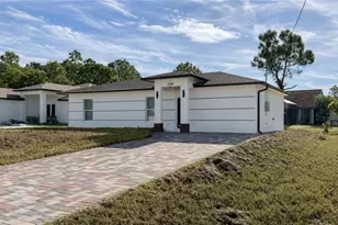 729 Anaconda Ave S, Lehigh Acres, FL 33974 - Photo 3