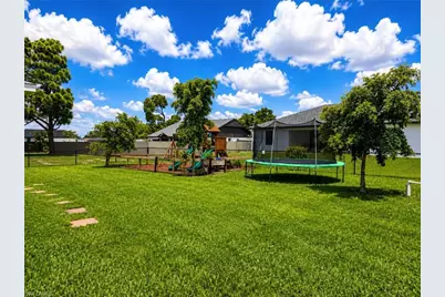 1423 NW 19th St, Cape Coral, FL 33993 - Photo 19