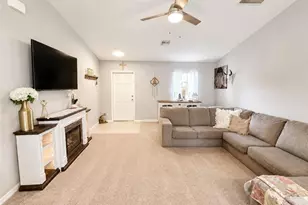 1423 NW 19th St, Cape Coral, FL 33993 - Photo 5