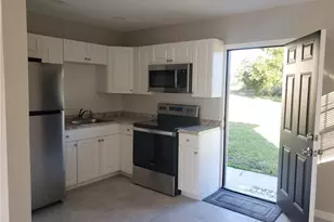 204 1st St, Fort Myers, FL 33907 - Photo 3