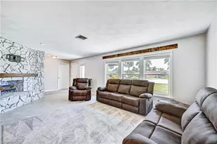 1482 N Larkwood Square, Fort Myers, FL 33919 - Photo 19