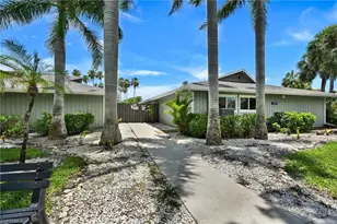 4259 Island Cir, Fort Myers, FL 33919 - Photo 27