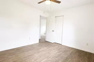 723 Burdick Ave, Fort Myers, FL 33905 - Photo 11