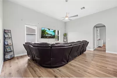 2526 Miracle Pkwy, Cape Coral, FL 33914 - Photo 13