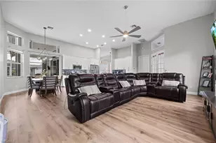 2526 Miracle Pkwy, Cape Coral, FL 33914 - Photo 15