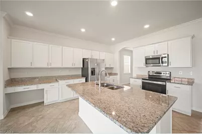 4234 Bluegrass Dr, Fort Myers, FL 33916 - Photo 9