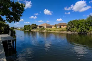 306 SE 8th Pl, Cape Coral, FL 33990 - Photo 19