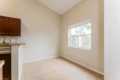 176 Heatherwood Dr, Royal Palm Beach, FL 33411 - Photo 5