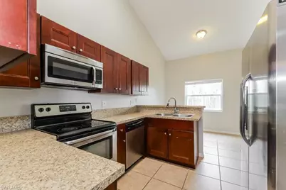 176 Heatherwood Dr, Royal Palm Beach, FL 33411 - Photo 7