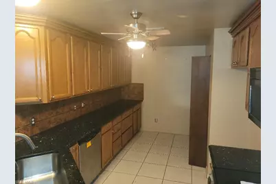 2617 SW 1st Pl, Cape Coral, FL 33914 - Photo 5