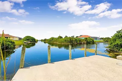 1206 NW 11th Ter, Cape Coral, FL 33993 - Photo 5