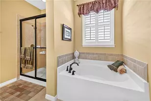 2545 Verdmont Ct, Cape Coral, FL 33991 - Photo 23