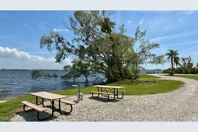5526 Miles Standish Ln, North Fort Myers, FL 33917 - Photo 29