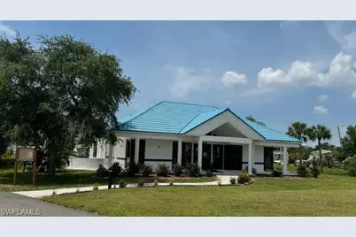 5526 Miles Standish Ln, North Fort Myers, FL 33917 - Photo 35