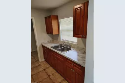 2709 Jackson, Fort Myers, FL 33901 - Photo 5