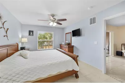 904 SE 13th St #201, Cape Coral, FL 33990 - Photo 15