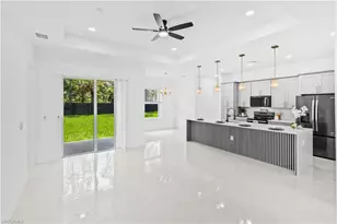 942 Kanuga St E, Lehigh Acres, FL 33974 - Photo 9