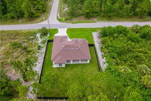 942 Kanuga St E, Lehigh Acres, FL 33974 - Photo 43