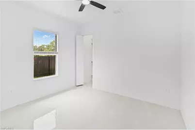 942 Kanuga St E, Lehigh Acres, FL 33974 - Photo 23