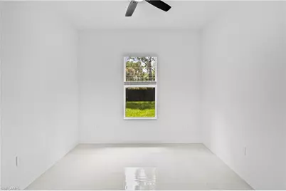 942 Kanuga St E, Lehigh Acres, FL 33974 - Photo 19