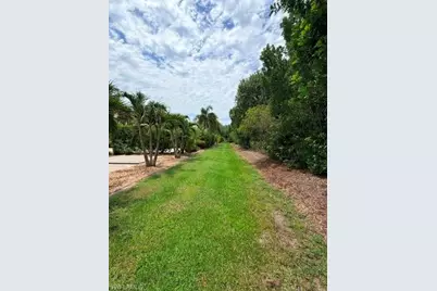 5110 Cypress Trail Resort Cir, Fort Myers, FL 33905 - Photo 11