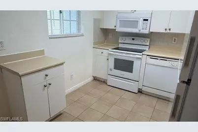 8331 Bernwood Cove Loop #1401, Fort Myers, FL 33966 - Photo 5