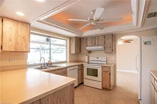 3929 SE 10th Ave, Cape Coral, FL 33904 - Photo 5