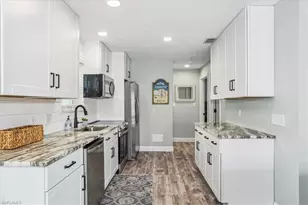 7476 Sunset Harbor Dr, Navarre, FL 32566 - Photo 5