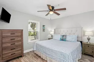 7476 Sunset Harbor Dr, Navarre, FL 32566 - Photo 9