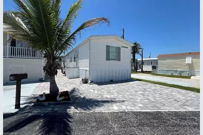 19 Helen Ln, Fort Myers Beach, FL 33931 - Photo 1