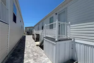19 Helen Ln, Fort Myers Beach, FL 33931 - Photo 15