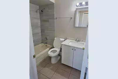112 SW 35th Ter, Cape Coral, FL 33914 - Photo 9