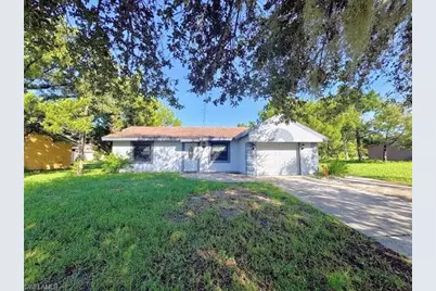2026 Schooner Dr, Labelle, FL 33935 - Photo 1