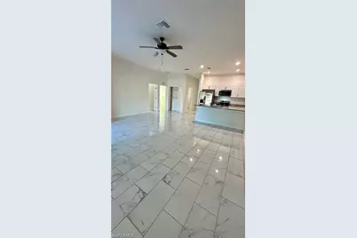 3301 SW 15th Pl, Cape Coral, FL 33914 - Photo 5