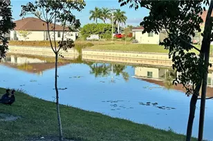3301 SW 15th Pl, Cape Coral, FL 33914 - Photo 31