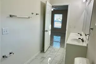 3301 SW 15th Pl, Cape Coral, FL 33914 - Photo 15