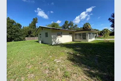 7906 Suncoast Dr, North Fort Myers, FL 33917 - Photo 29