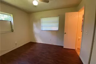 7906 Suncoast Dr, North Fort Myers, FL 33917 - Photo 15