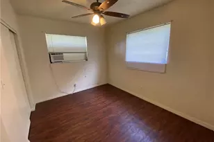 7906 Suncoast Dr, North Fort Myers, FL 33917 - Photo 13