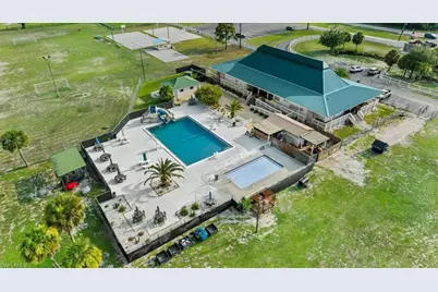 535 S Hacienda St, Clewiston, FL 33440 - Photo 11