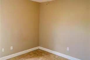 2804 11th St SW, Lehigh Acres, FL 33976 - Photo 9