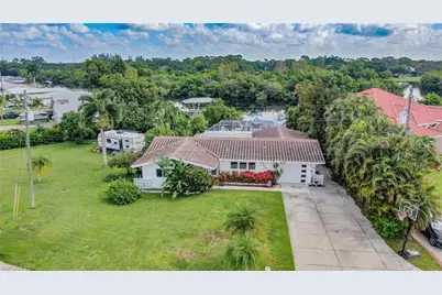 1300 Thompson St, North Fort Myers, FL 33903 - Photo 49