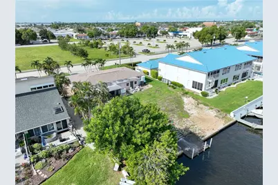 1705 SE 46th Ln #A, Cape Coral, FL 33904 - Photo 9