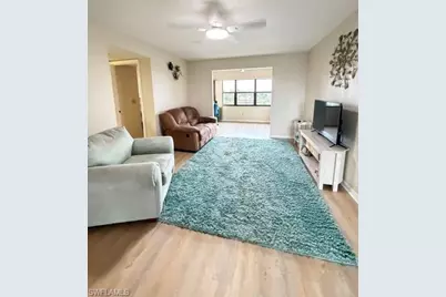 4703 SE 17 Pl #402, Cape Coral, FL 33904 - Photo 7