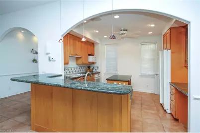 580 Sea Oats Dr, Sanibel, FL 33957 - Photo 9
