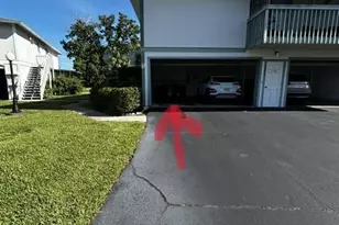 3265 Prince Edward Island Cir, Fort Myers, FL 33907 - Photo 3