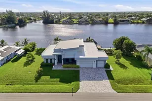 3709 SW 15th Pl, Cape Coral, FL 33914 - Photo 5