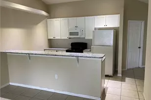 429 SE 24th Ave, Cape Coral, FL 33990 - Photo 5
