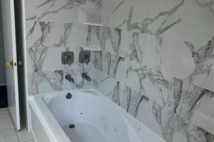 30 Maui Cir, Naples, FL 34112 - Photo 23